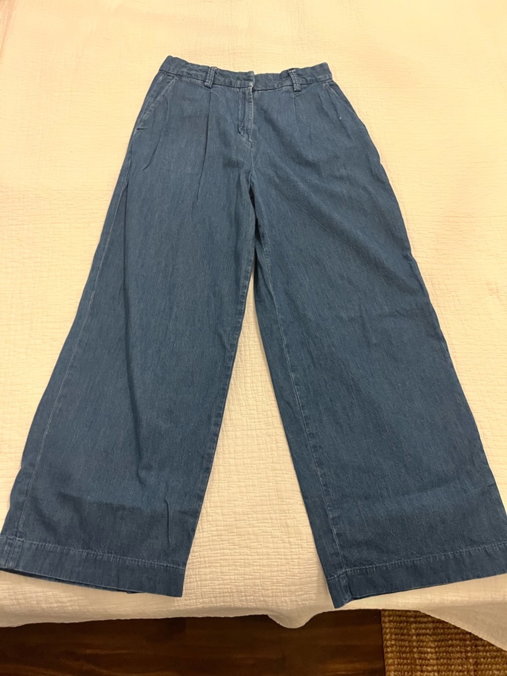 Old Navy Extra High-Rise Wide Leg Jeans - Medium Blue